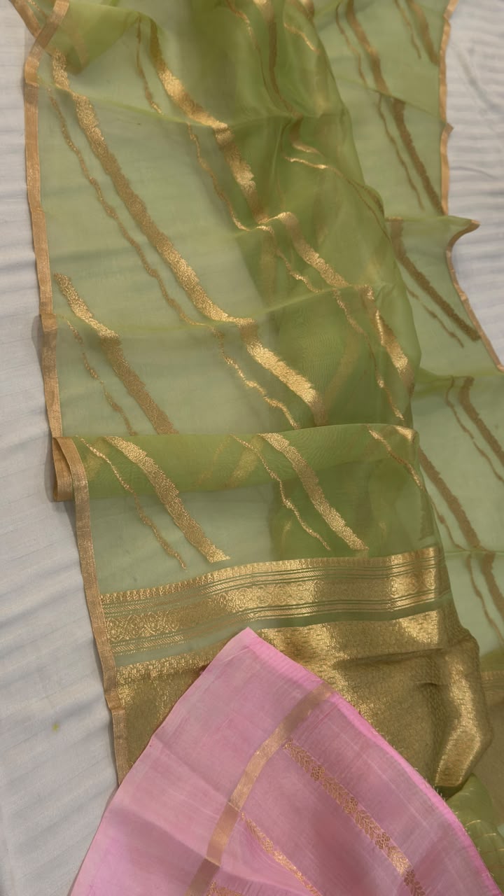 Elegant Light Green Organza Kora Silk Saree with Rose Gold Zari Weaving