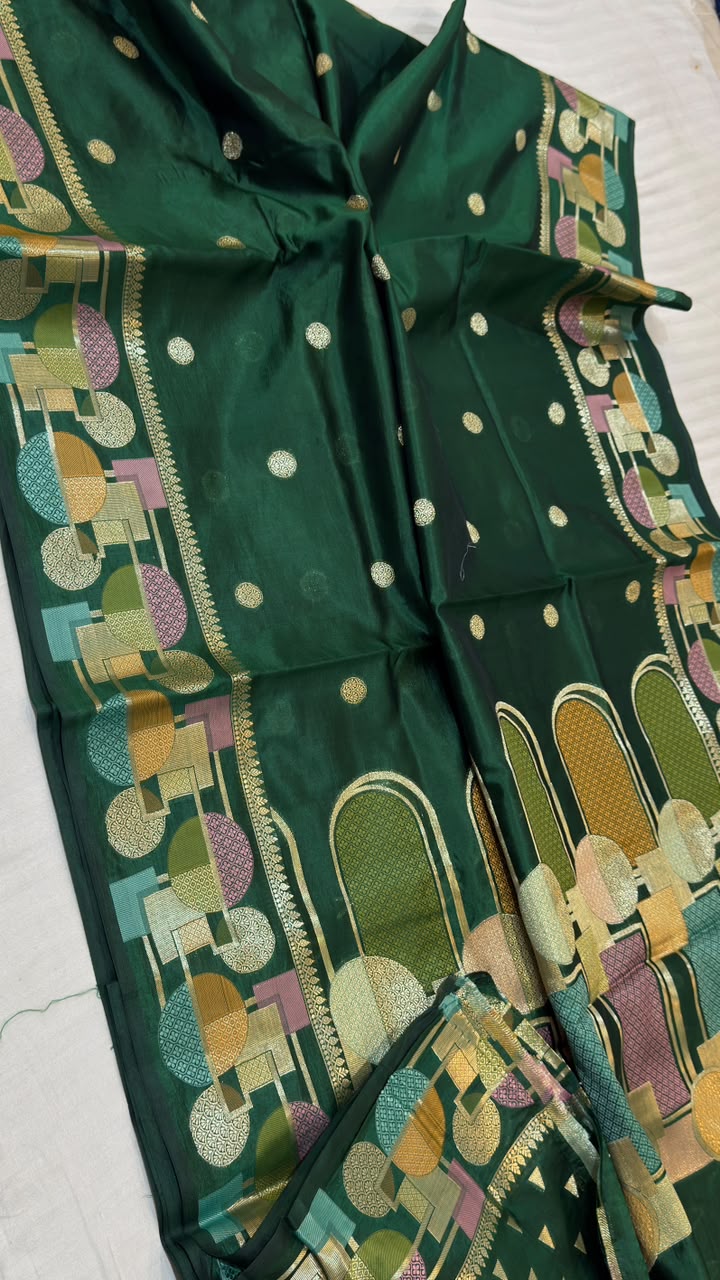 Emerald Green Raw Mango Katan Silk Banarasi Saree with Motif Pallu