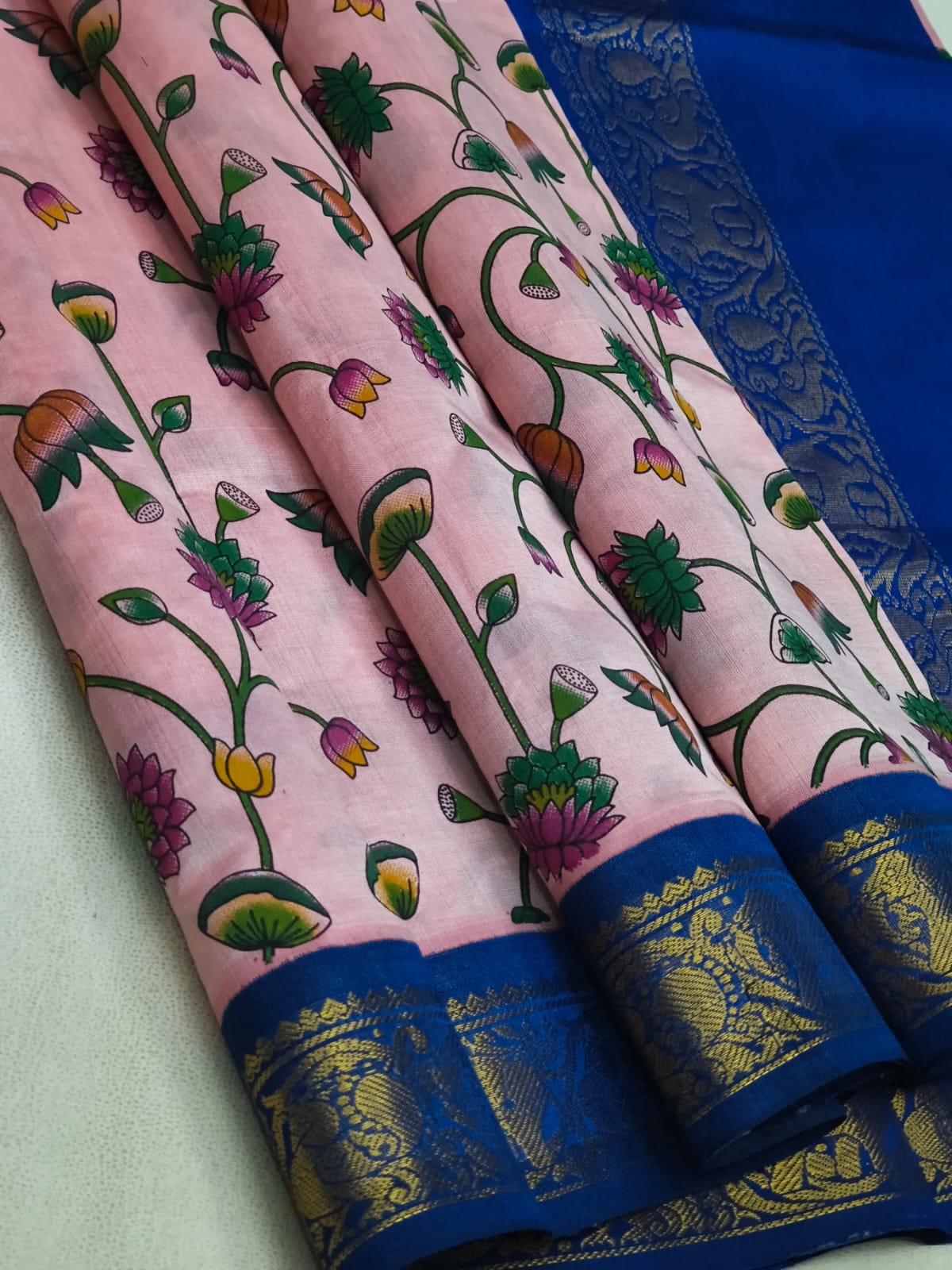 Traditional Silk Cotton Saree with Kalamkari Print In Baby Pink and Rich Dark Blue Zari Border and Pallu