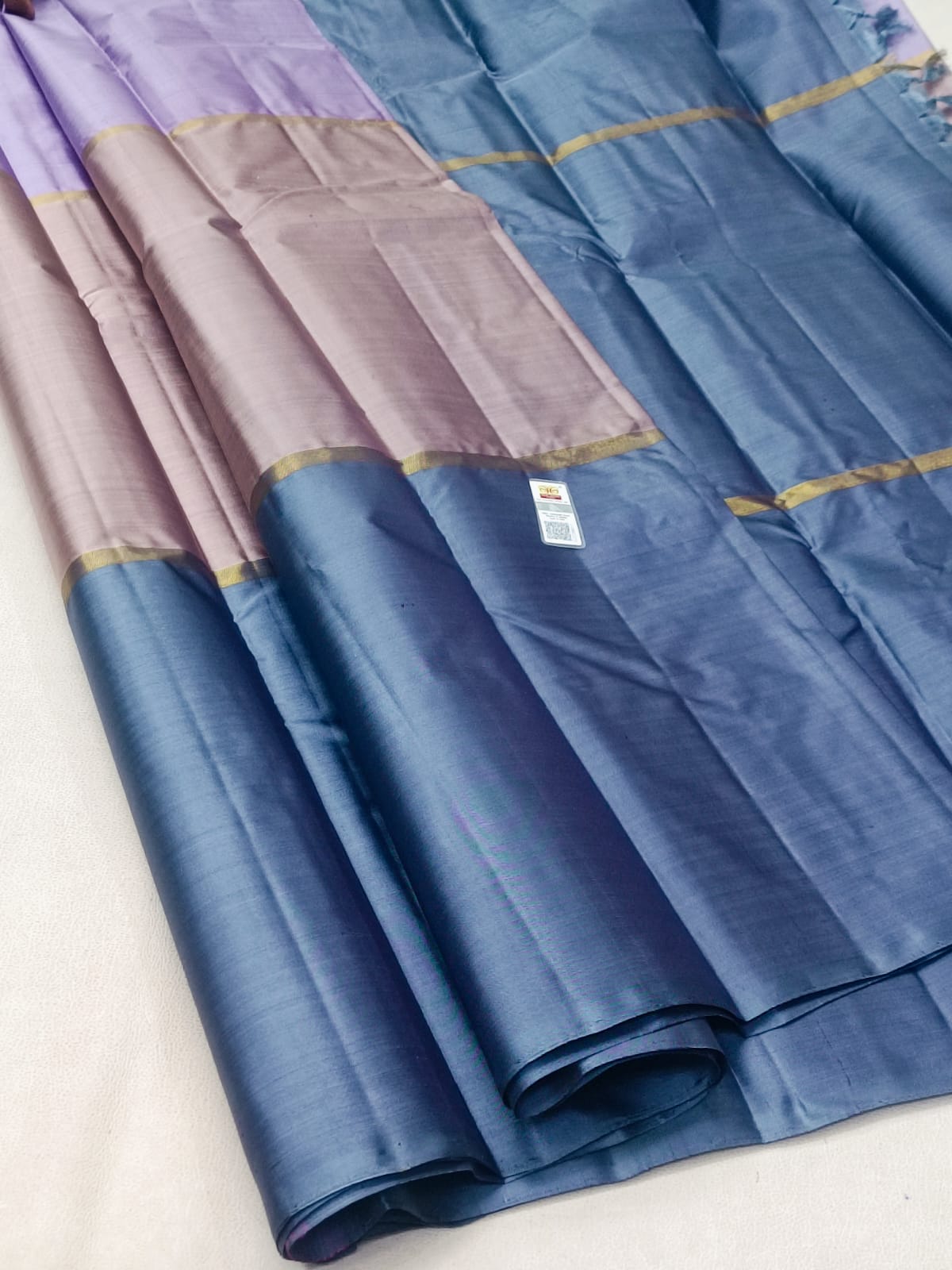 Tricolour Kanchipuram Pure Silk Saree in Dark Grey, Mauve & Pastel Lavender with Masterfully Hand-Woven