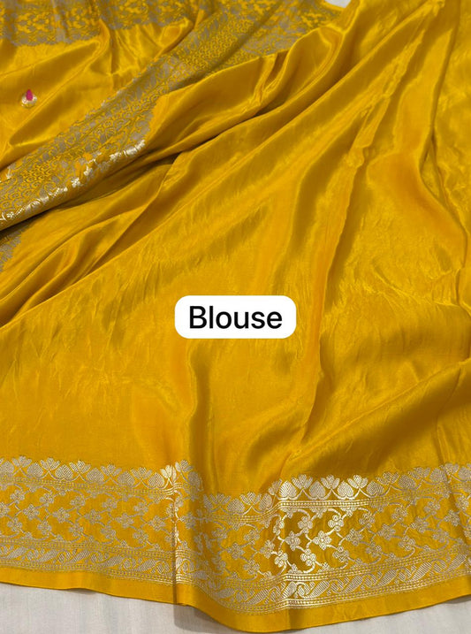 Handloom Banarasi Pure Mashru Silk Saree in Bright Mustard Yellow – Silver Reshami Zari Brocade