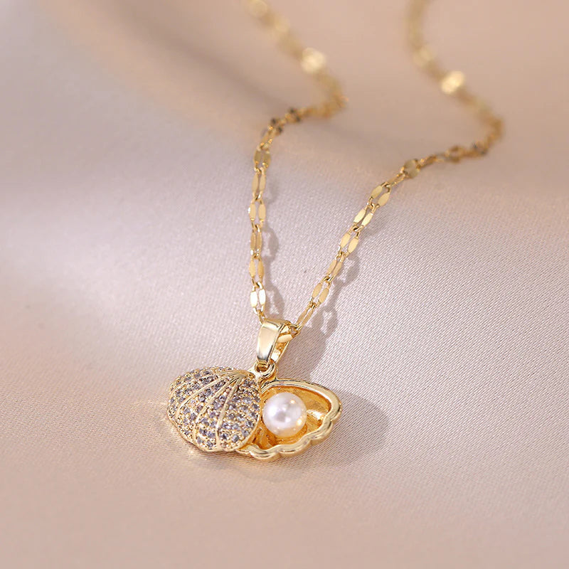 Korean Style Elegant Gold-Plated Seashell Pendant Necklace