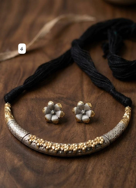Beautiful Dual Tone Hasali Necklace Set  with Matching Flower Earrings
