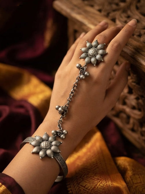 Ethnic silver lookalike premium Oxidised quality adjustable ring (haath phool) with adjustable bracelet