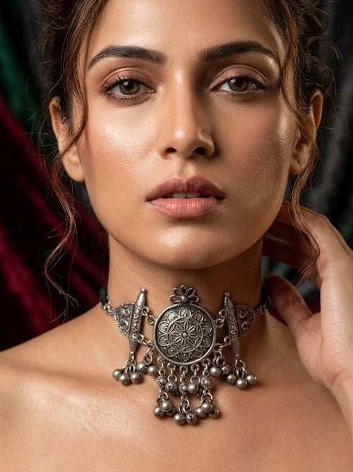 Beautiful Oxidised Silver-Look Tribal Floral Mandala Choker Necklace with Ghungroo Drops