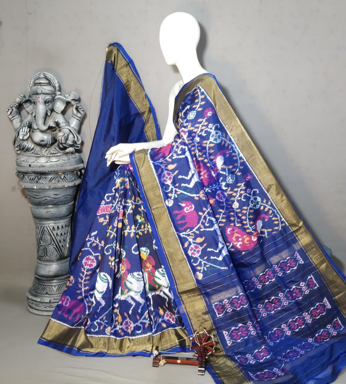Pochampally Ikkat Silk Patola Saree â€“ Royal Blue