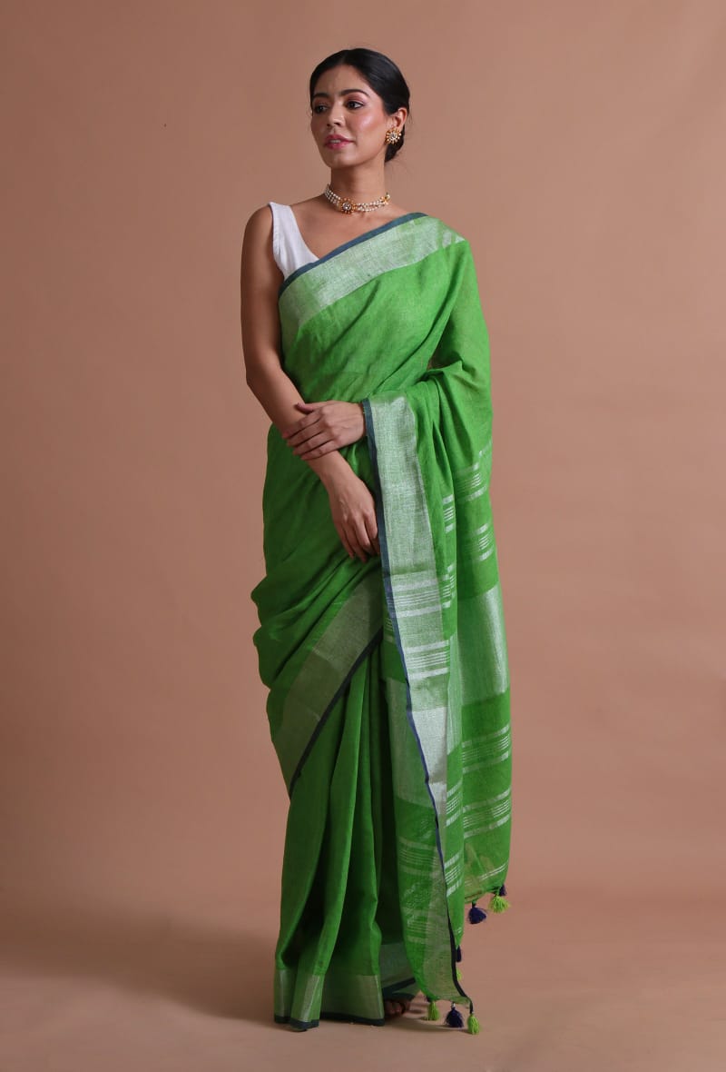 Elegant Green Linen Saree with Silver Contrast Border & Designer Pallu