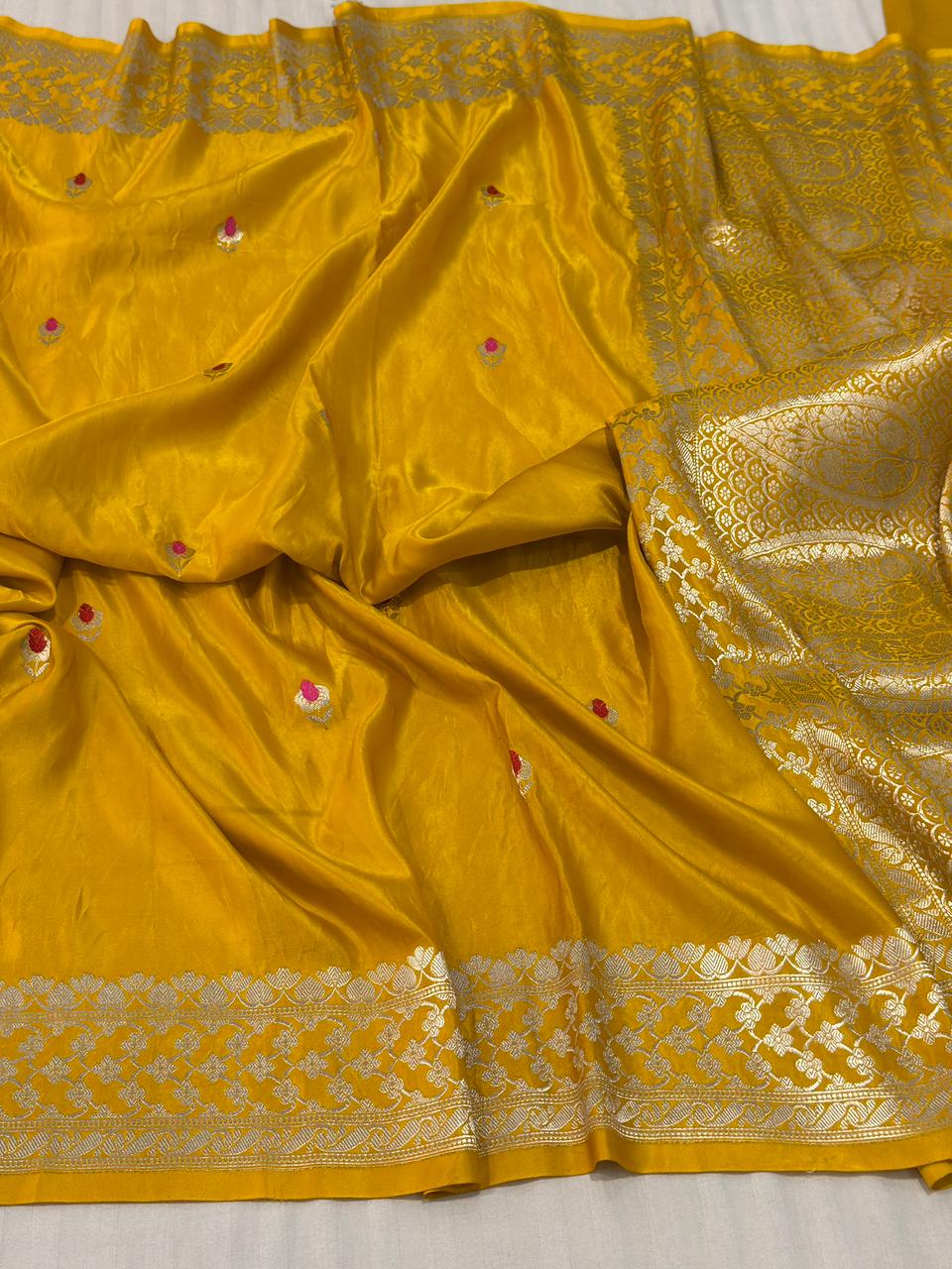 Handloom Banarasi Pure Mashru Silk Saree in Bright Mustard Yellow – Silver Reshami Zari Brocade