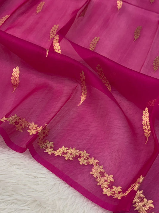 Handloom Banarasi Pure Organza Kora Silk Saree – Dark Magenta Pink with Golden Zari Leaf Kadwa Motifs & Floral Border