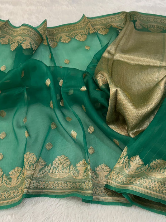 Handloom Banarasi Pure Organza Kora Silk Saree – Sea Green / Mint Emerald with Golden Zari Kadwa Motifs & Scalloped Border
