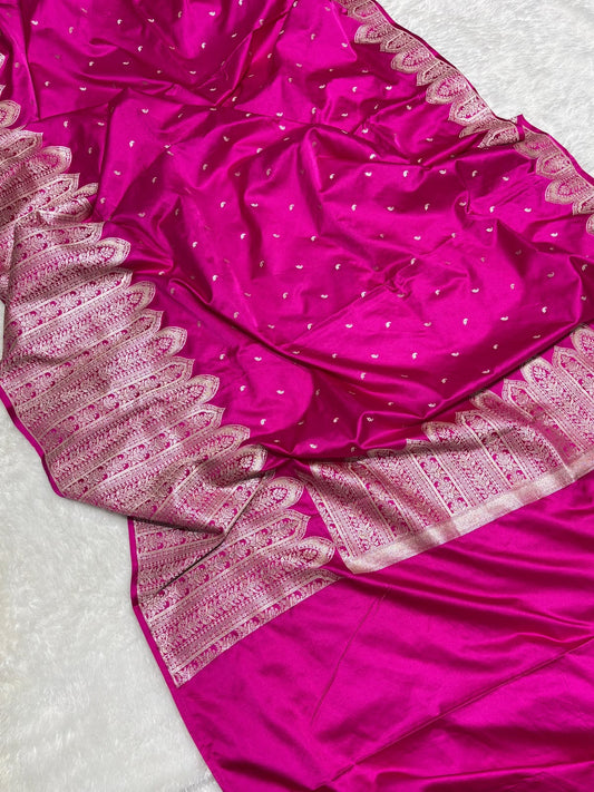 Traditional Banarasi Premium Mashru Silk Saree in Rani Pink with Buti Pattern & Rich Floral Border