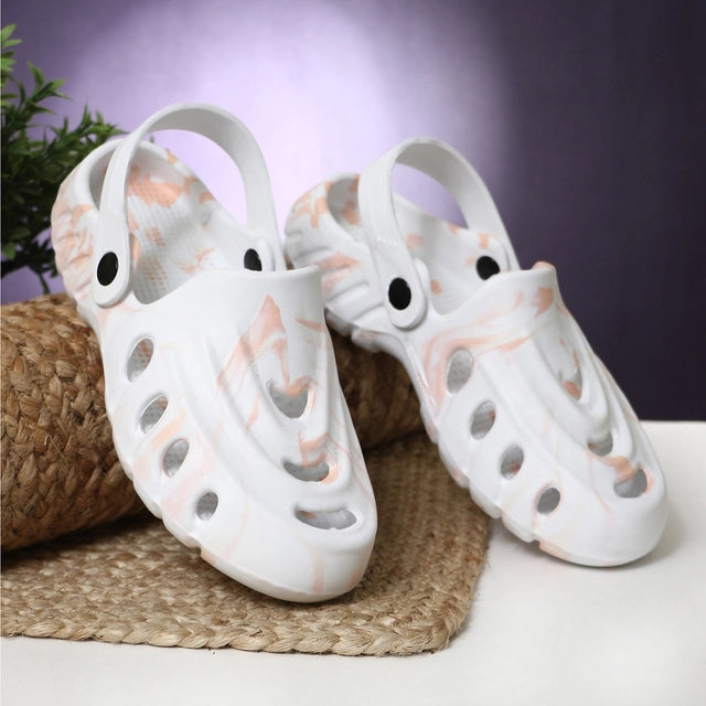 FOOTWEAR